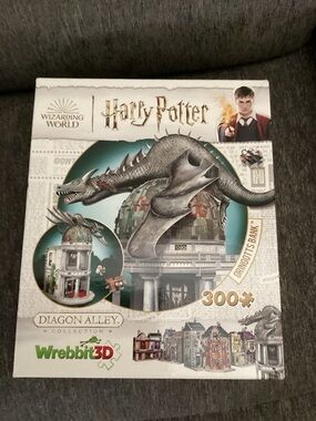 Harry Potter Wrebbit3D Gringotts Bank 300-Piece Puzzle - Gray
